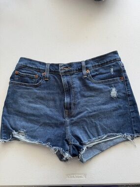 Levi’s Classic Blue Denim Women’s Shorts